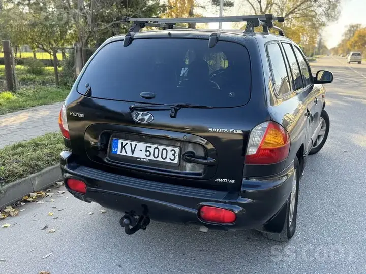 Hyundai Santa Fe 2004 photo 5