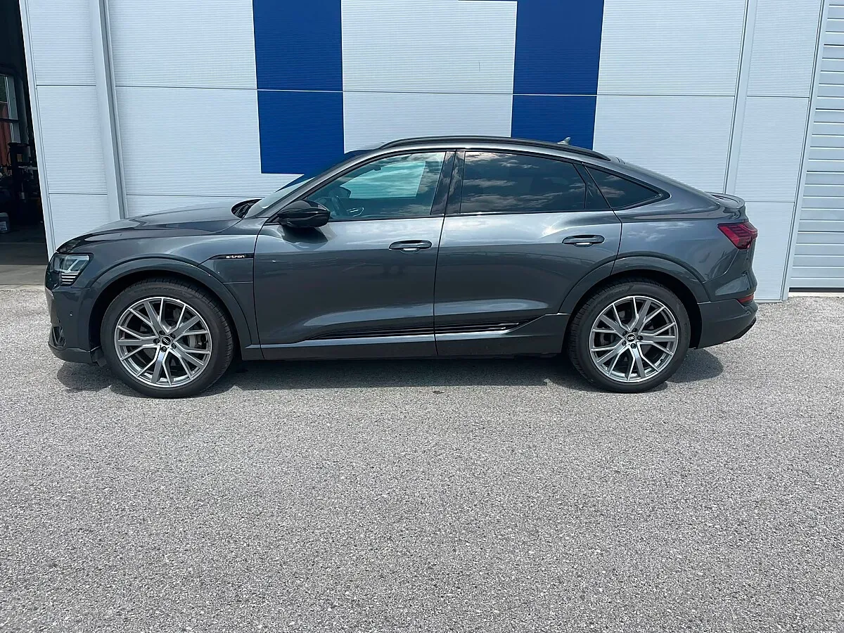 Audi E-Tron 2021 photo 3