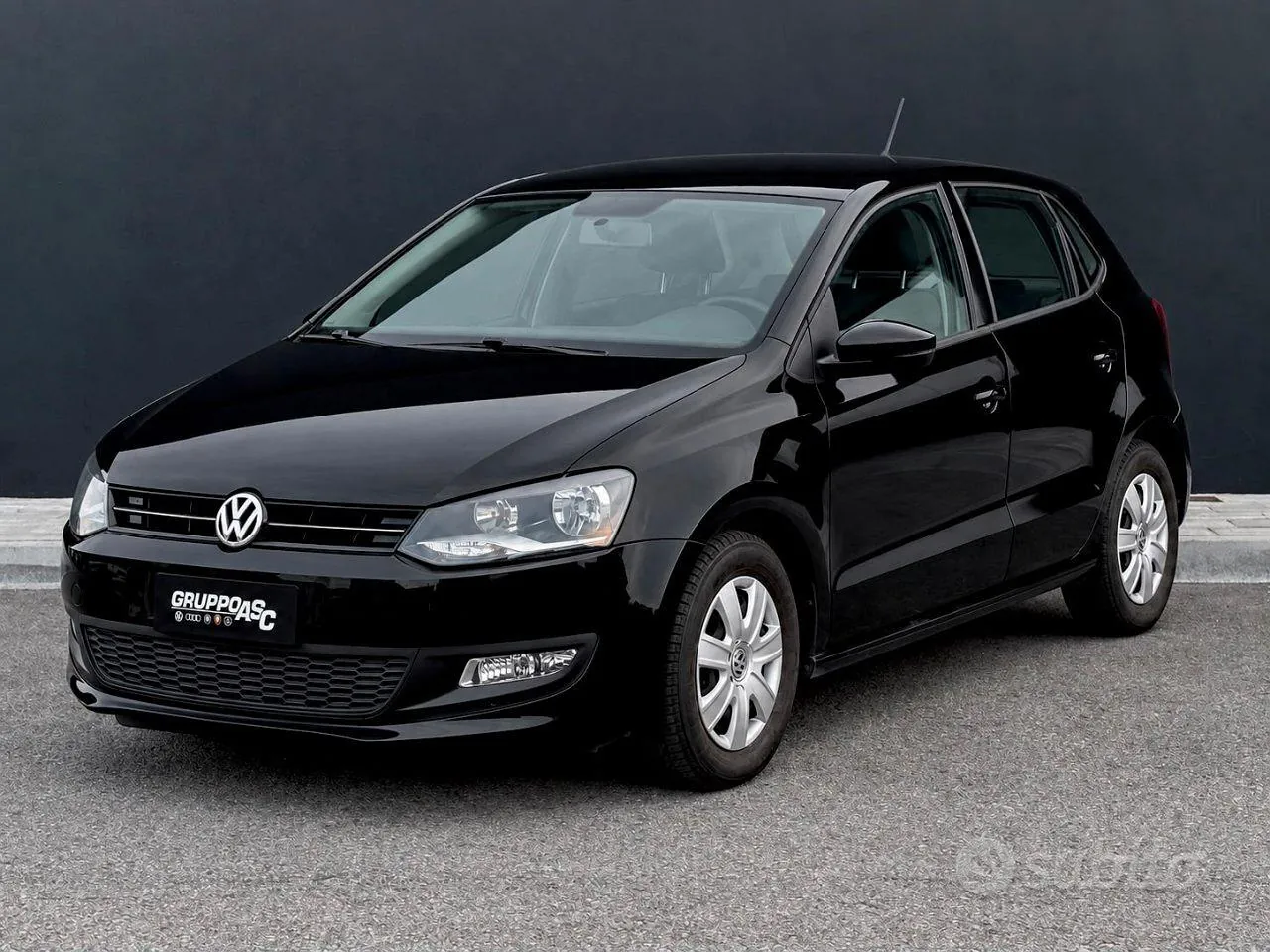 Volkswagen Polo 2013 photo 2