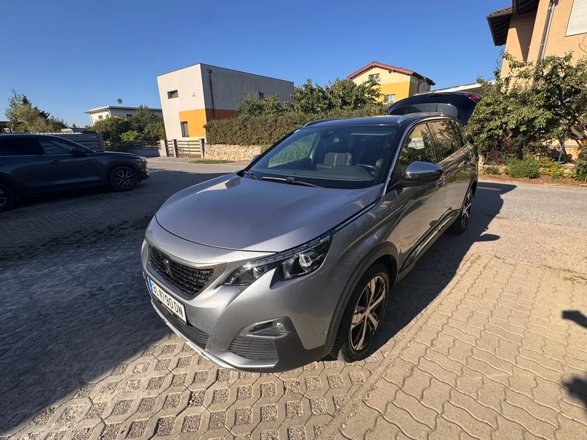 Peugeot 5008
