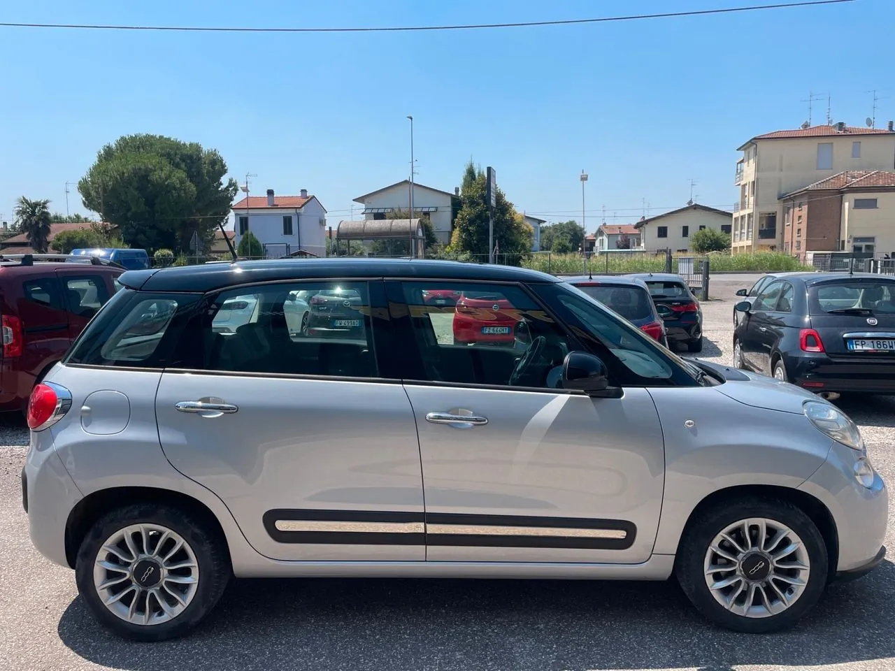 Fiat 500L 2014 photo 4