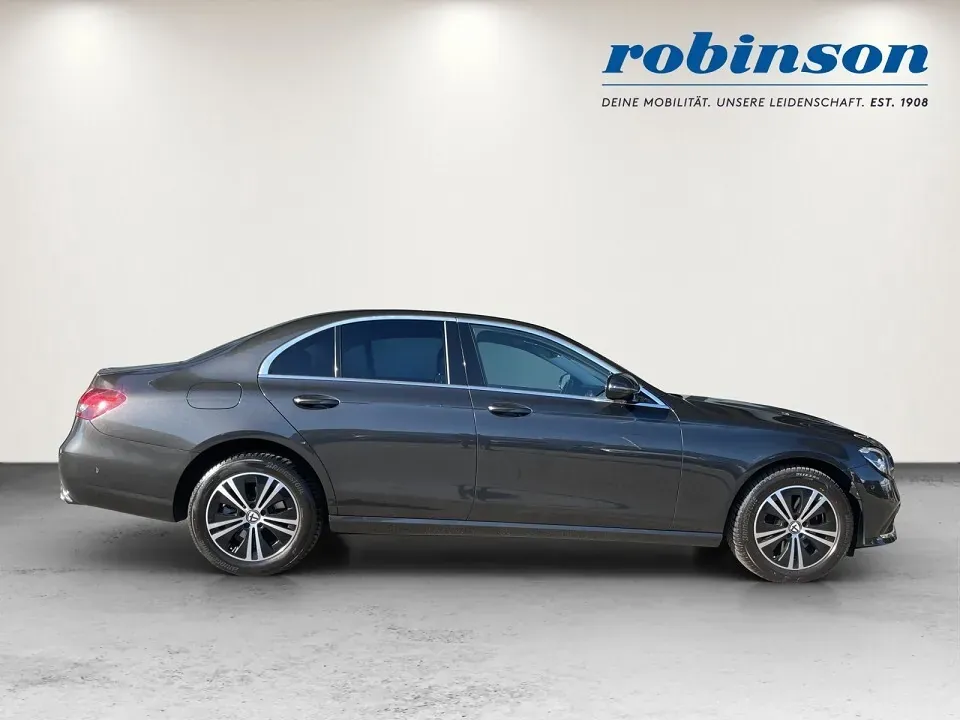 Mercedes-Benz E-Class 2021 photo 2