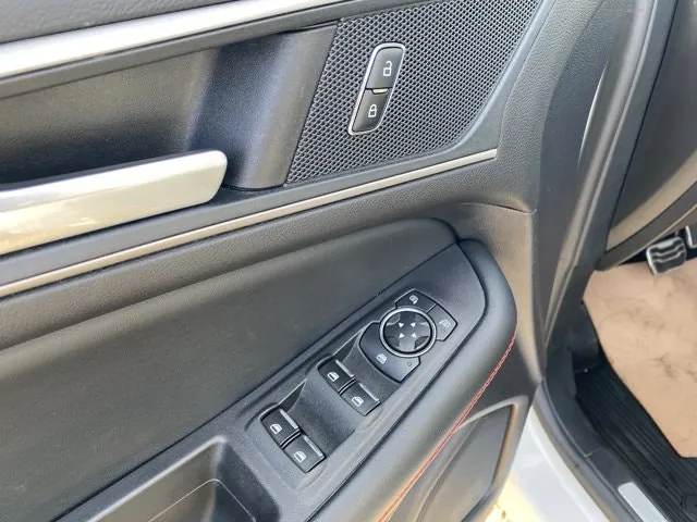 Ford Edge 2022 photo 3