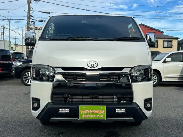 Toyota Hiace Gl Dark Prime Ii 2022 photo 2