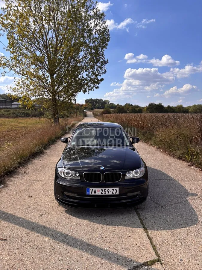 BMW 118 2009 photo 5