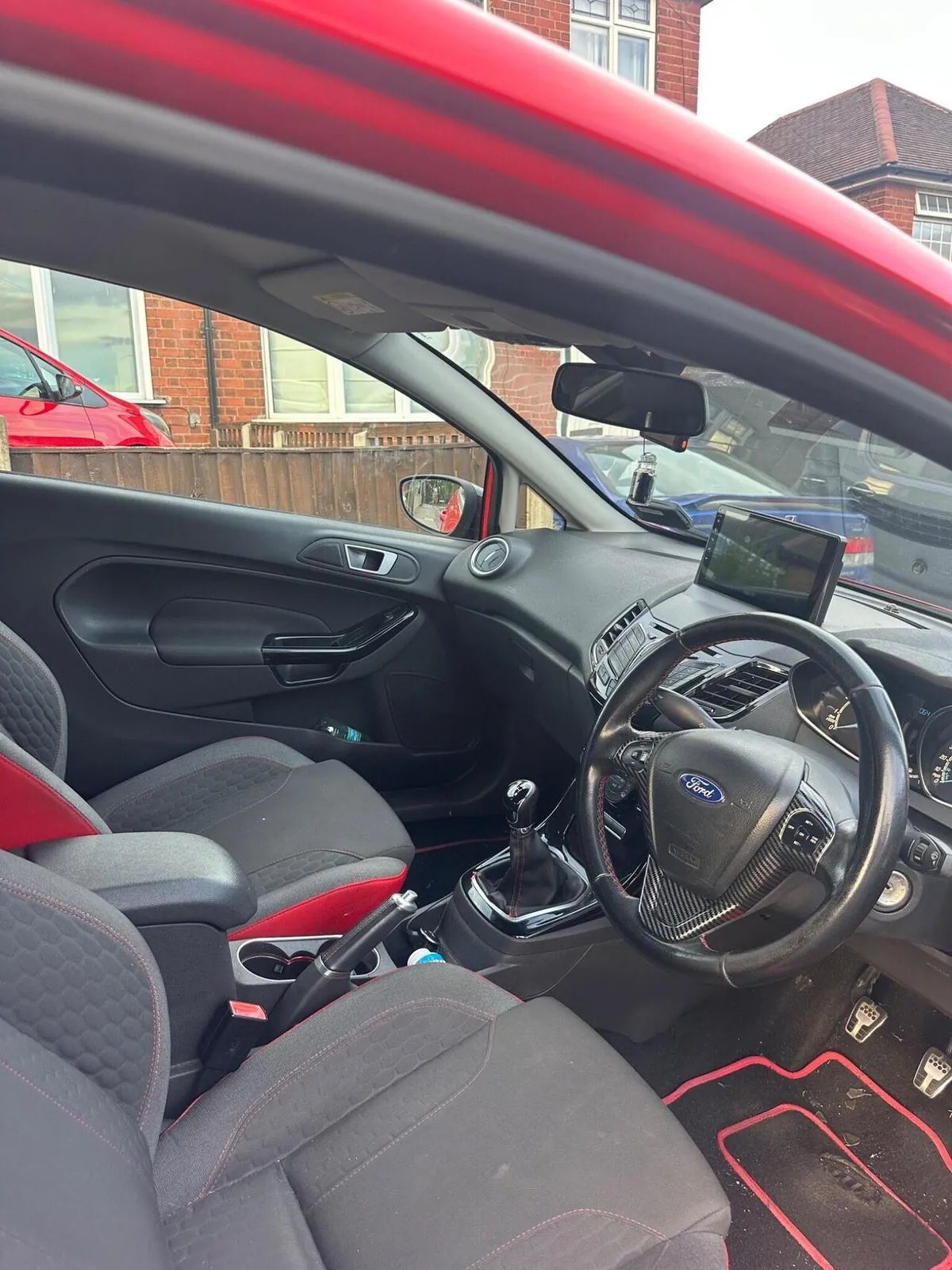 Ford Fiesta 2014 photo 5