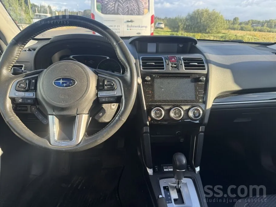 Subaru Forester 2017 photo 3