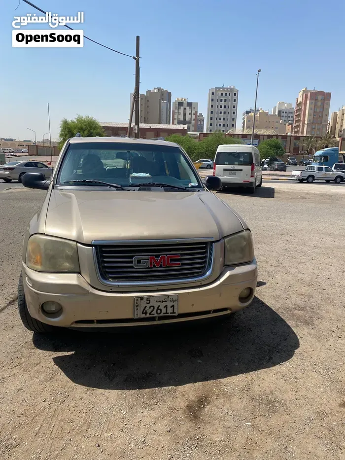 GMC Envoy 2027 photo 3