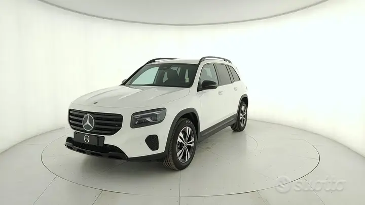 Mercedes-Benz Glb