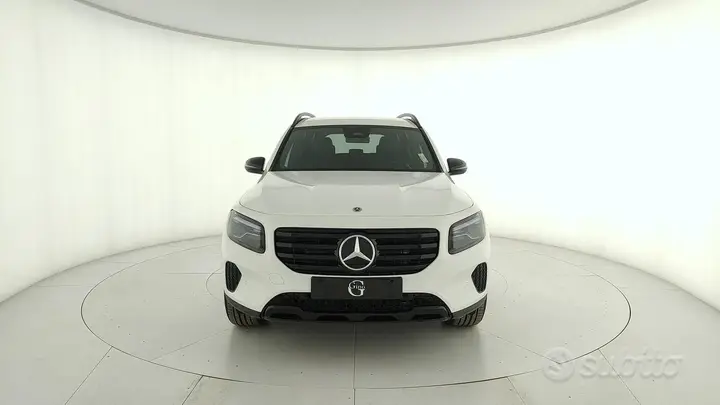 Mercedes-Benz Glb 2026 photo 2