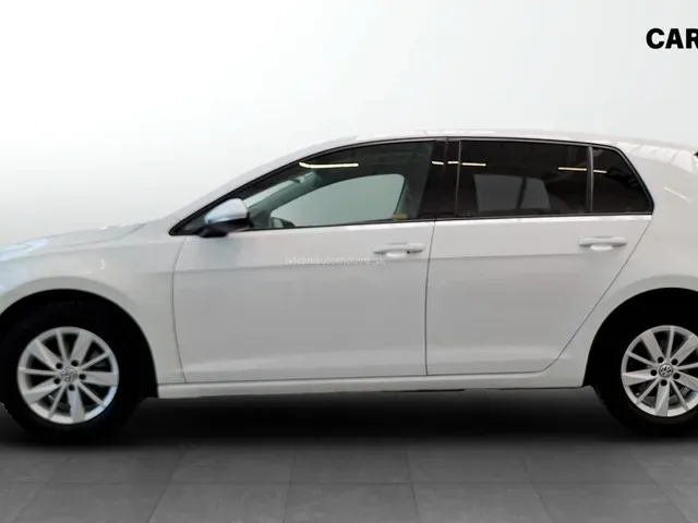 Volkswagen Golf 2017 photo 3