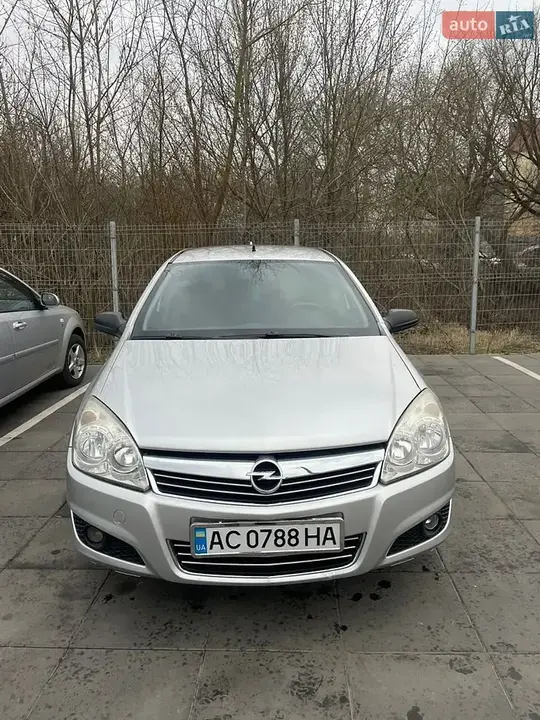 Opel Astra 2008 photo 3