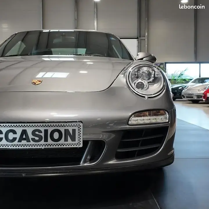 Porsche 911 2011 photo 4