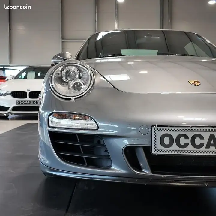 Porsche 911 2011 photo 3