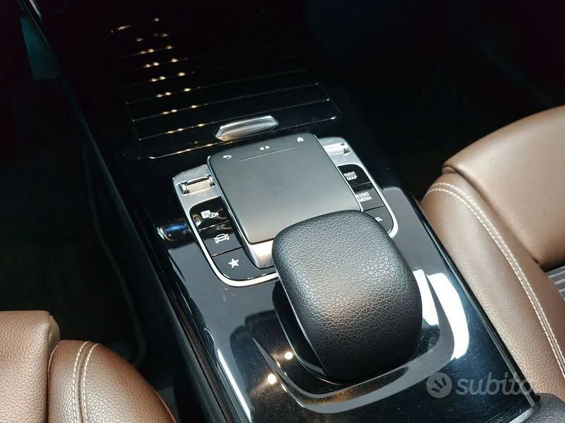 Mercedes-Benz A 180 2019 photo 3