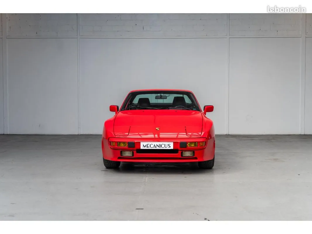 Porsche 944 1987 photo 3