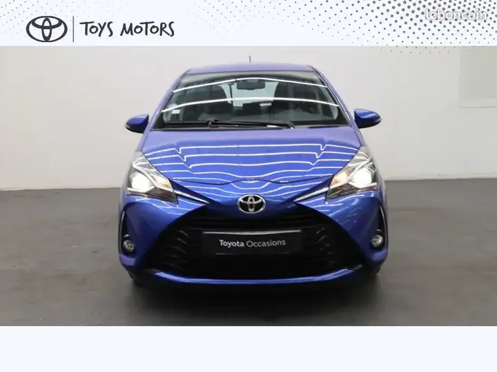 Toyota Yaris 2017 photo 3