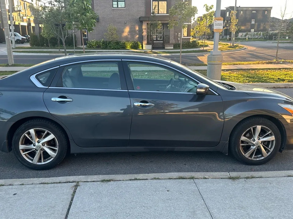 Nissan Altima