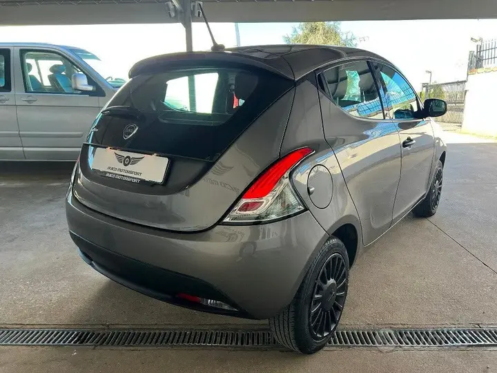 Lancia Ypsilon 2020 photo 3