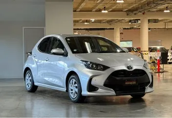 Toyota Yaris 2021 photo 2