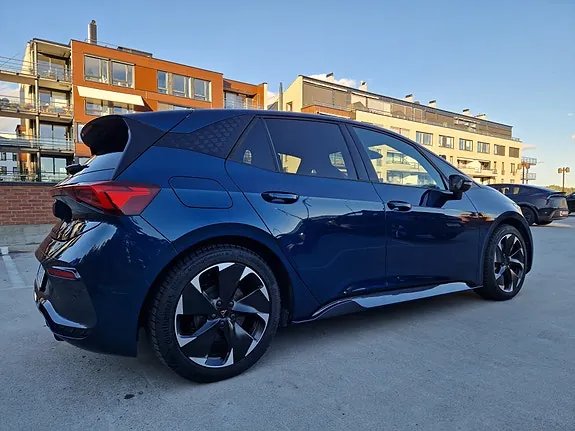 Cupra Born 2023 photo 3