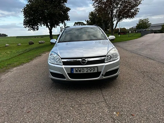 Opel Astra 2005 photo 2