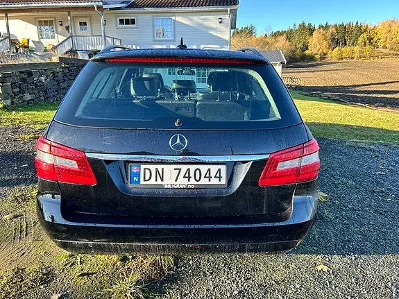 Mercedes-Benz E 200 D 2011 photo 5