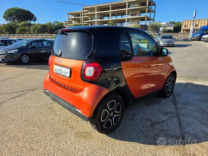 Smart Fortwo 2015 photo 2