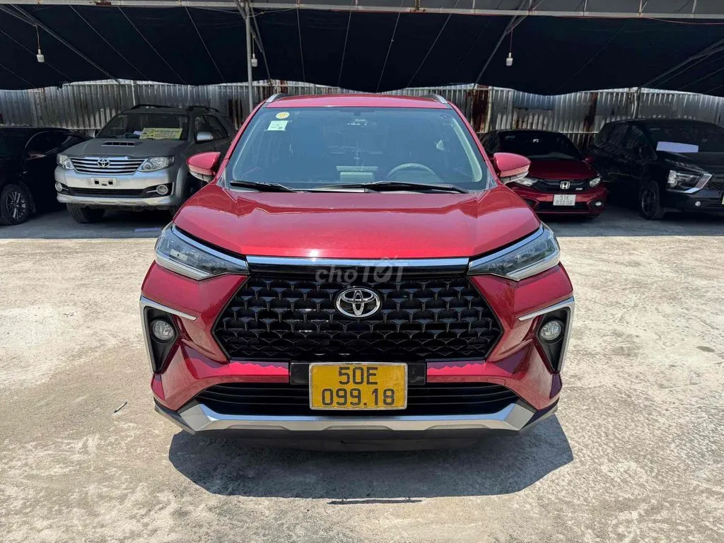 Toyota Veloz Cross