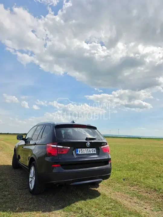 BMW X3 2011 photo 2