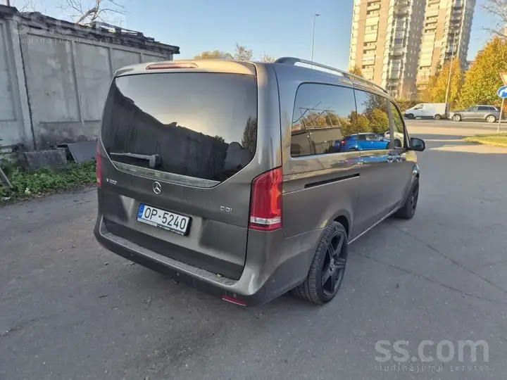 Mercedes-Benz V-Class 2015 photo 5