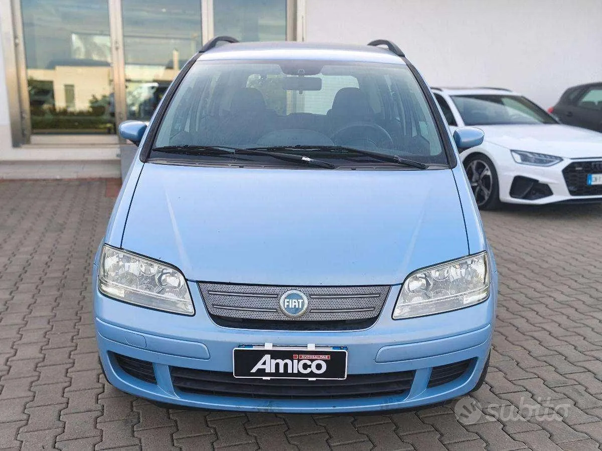 Fiat Idea 2006 photo 2