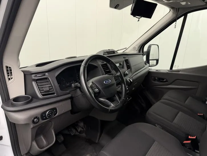 Ford Transit 2022 photo 3