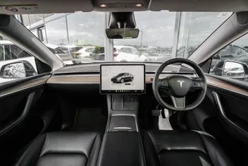 Tesla Model Y 2022 photo 3
