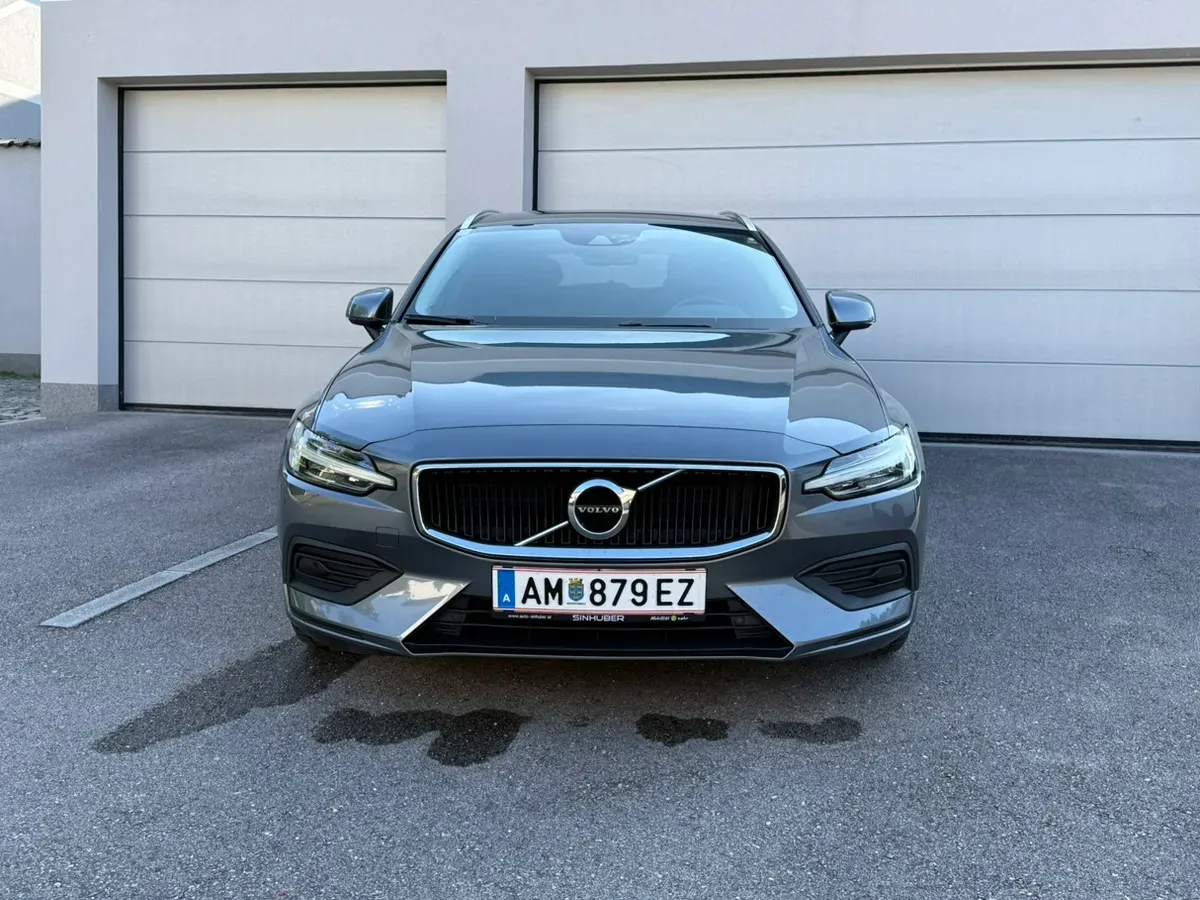 Volvo V60 2018 photo 2