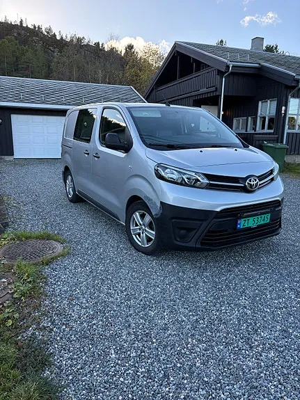 Toyota Proace 2018 photo 2