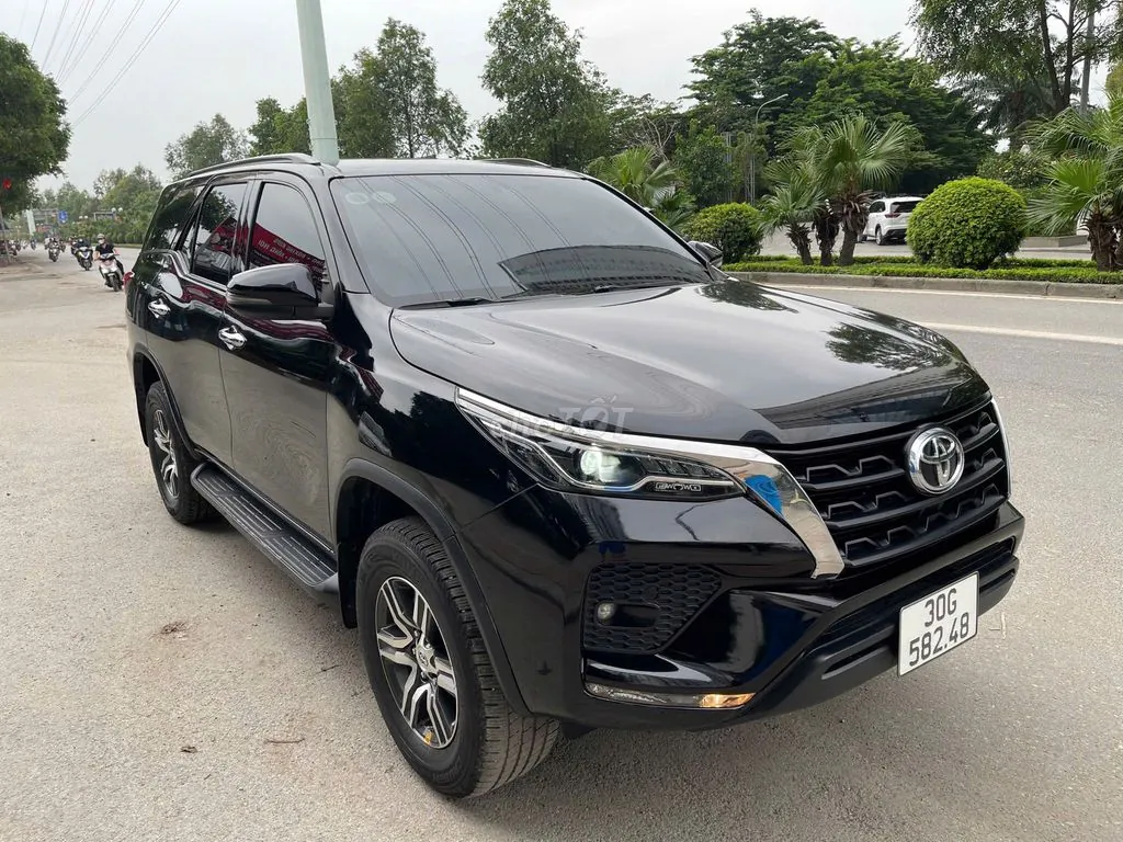 Toyota Fortuner 2020 photo 3