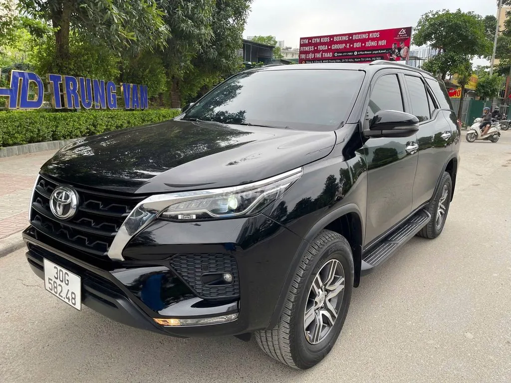 Toyota Fortuner 2020 photo 2
