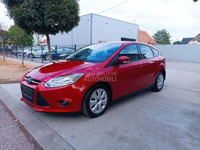 Ford Focus 2014 photo 2