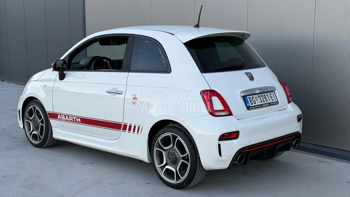 Fiat 500 2018 photo 2
