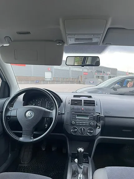 Volkswagen Polo 2008 photo 4