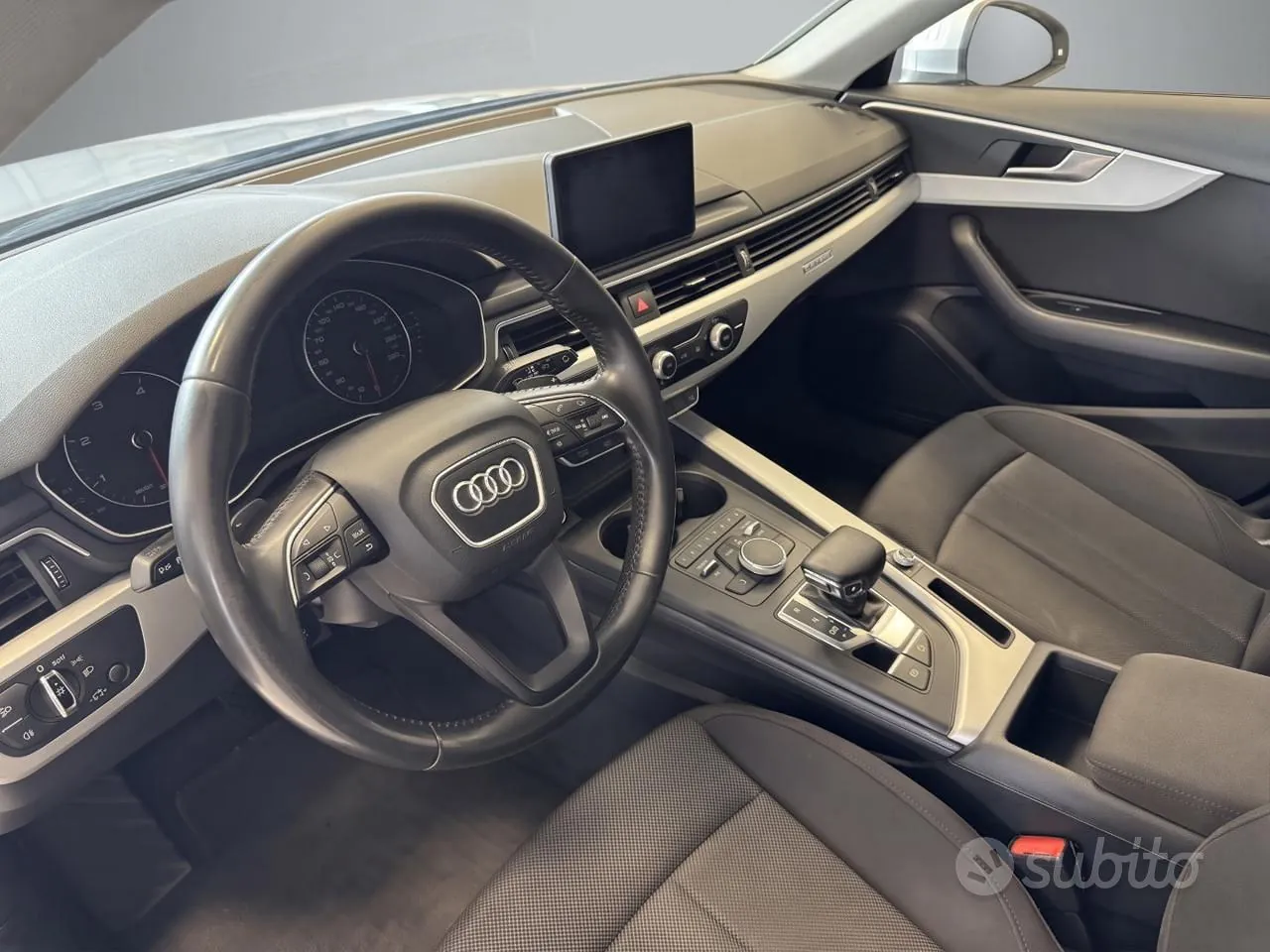Audi A4 Avant 2017 photo 4