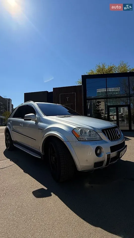 Mercedes-Benz M-Class