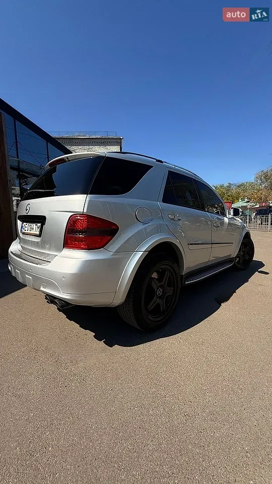 Mercedes-Benz M-Class 2007 photo 2