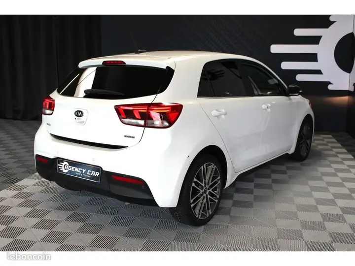 Kia Rio 2018 photo 3