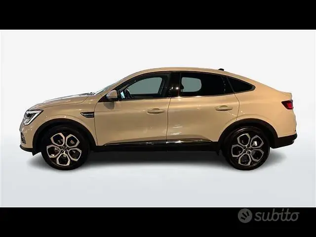 Renault Arkana 2023 photo 2