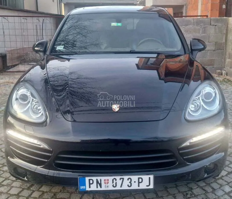 Porsche Cayenne 2012 photo 3