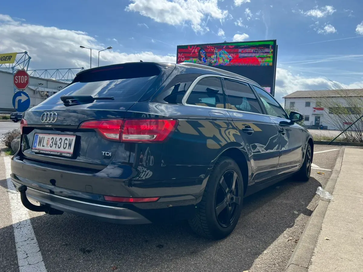 Audi A4 2016 photo 3