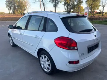 Renault Clio 2011 photo 3