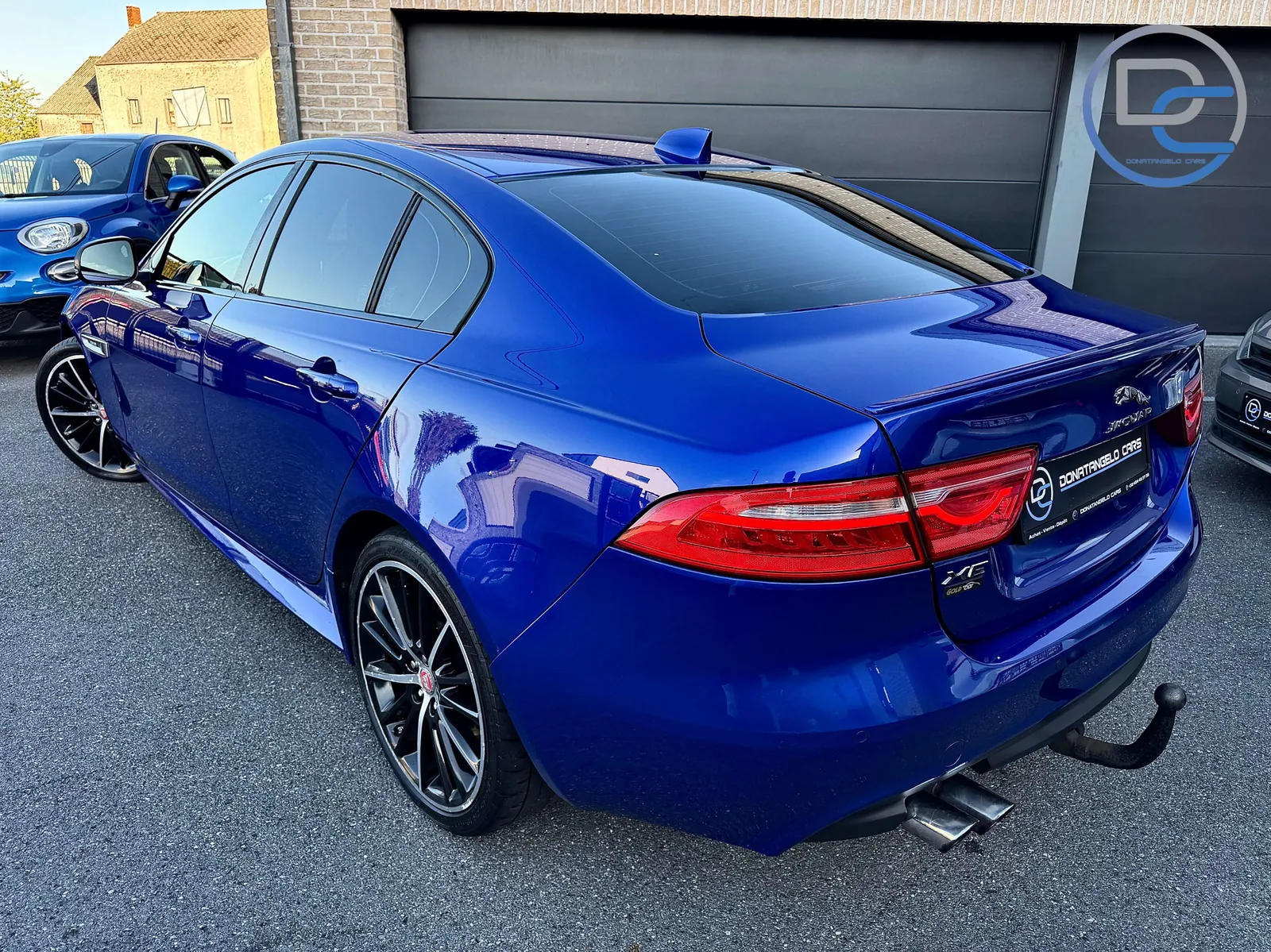 Jaguar Xe 2017 photo 2